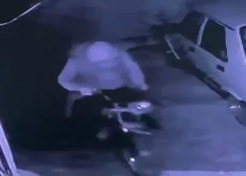 Şanlıurfa’da motosiklet hırsızlığı kamerada