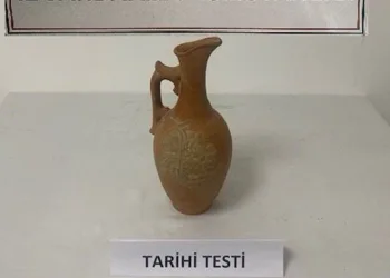 Jandarma tarihi eser niteliğinde testi ele geçirdi
