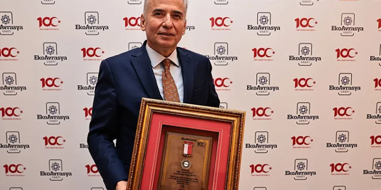 Avrasya Hizmet Ödülü, Başkan Zolan’ın oldu
