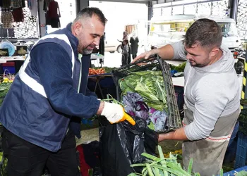 Organik atıklar gübreye dönüşüyor