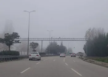 Karabük’te yoğun sis etkili oldu
