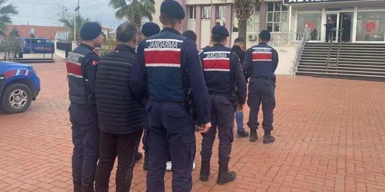 6 organizatör 21 düzensiz göçmen ele geçirdi