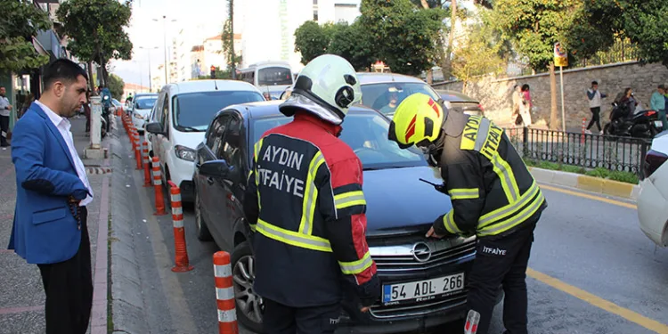 Araç yangını ihbarı ekipleri harekete geçirdi