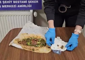 Sevgilisine dürüm içinde uyuşturucu getirDİ