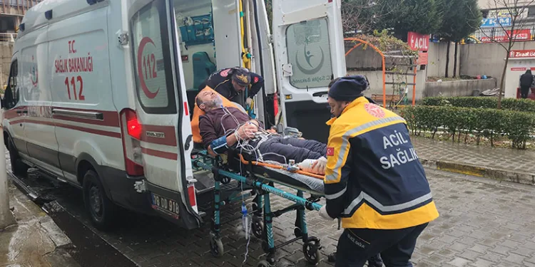 Bir aile karbonmonoksit gazından zehirlendi