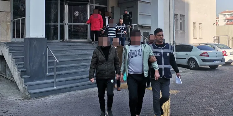 Her yerde aranıyordu, bazanın altında çıktı