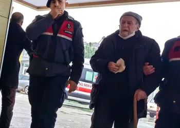 Tutuklanan 81 yaşındaki adam hüngür hüngür ağladı