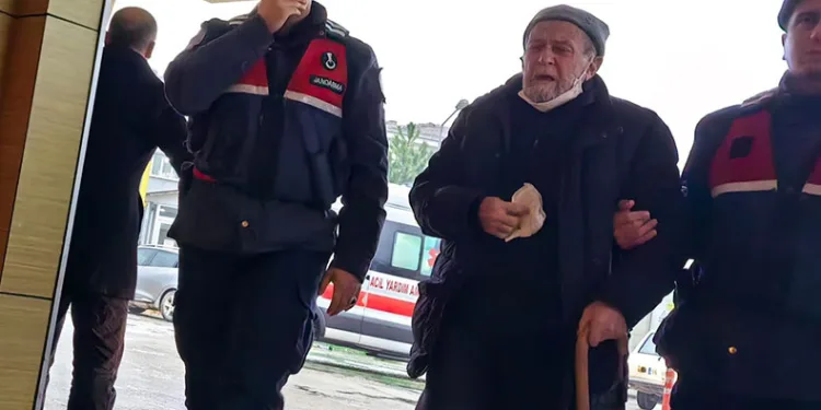 Tutuklanan 81 yaşındaki adam hüngür hüngür ağladı