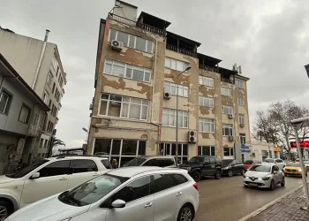 Mudanya Belediyesi tedbir amaçlı boşaltıldı