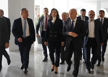 Hafize Gaye Erkan, ihracatçılarla bir araya geldi