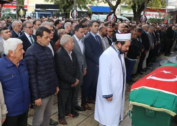 Sökeli gazeteci son yolculuğuna uğurlandı