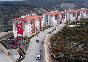 Orhaneli TOKİ’de anahtar teslimi