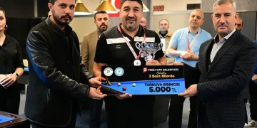 Bilardo Turnuvasında ödüller dağıtıldı
