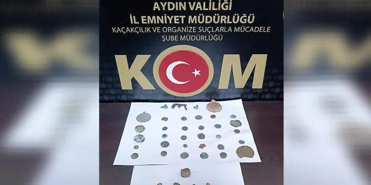 Efeler’de tarihi eser operasyonu