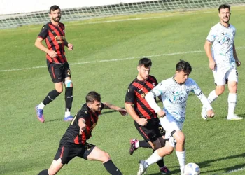 Nilüfer Belediye FSK 2023’ü 5 gollü galibiyetle kapattı
