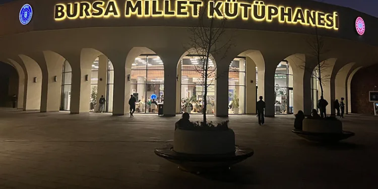 Millet Kütüphanesi artık 24 saat açık