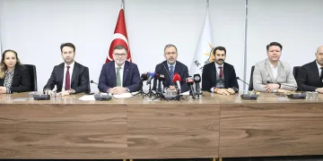 “İzmir’i bu girdaptan kurtarmaya kararlıyız”