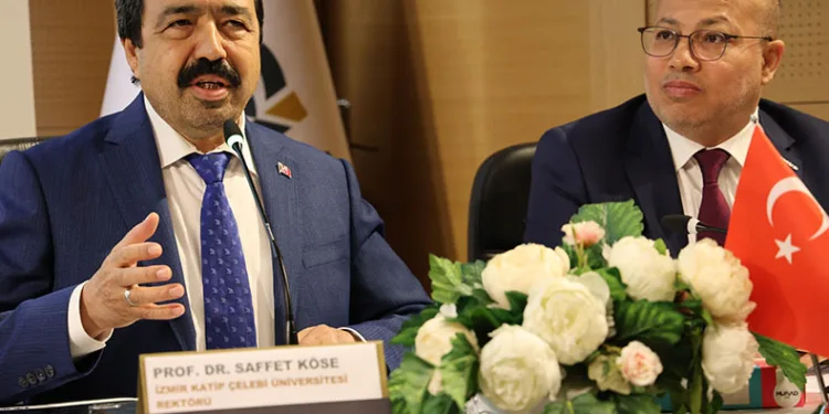 MÜSİAD İzmir’de “Günümüz Ailesi” konuşuldu