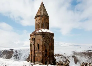 Kars’ta AK Parti aday göstermeyecek