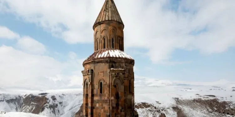 Kars’ta AK Parti aday göstermeyecek