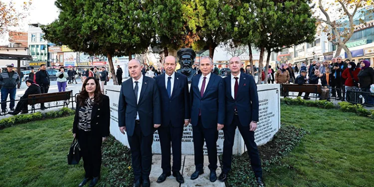 Ersin Tatar, Denizli’ye hayran kaldı