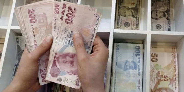 Asgari ücrette kritik  saat belli oldu