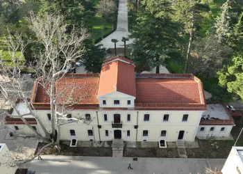 132 yıllık tarihi okul
