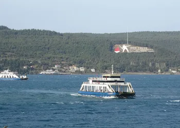 Bozcaada ve Gökçeada’ya 2 gündür sefer yapılamıyor