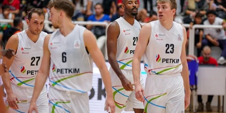 Aliağa Petkimspor, evinde kaybetmeyen 5 takımdan birisi