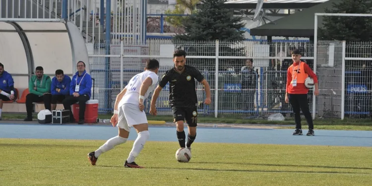 TFF 3. Lig: Talasgücü Belediyespor: 1- Küçükçekmece Sinopspor: 2