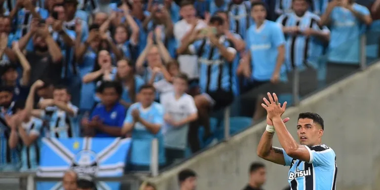 Luis Suarez, Gremio’ya veda etti