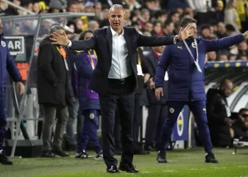 İsmail Kartal: “Beşiktaş derbisine en iyi şekilde hazırlanacağız”