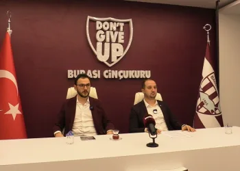 Bandırmaspor’da yeni yönetim, durum değerlendirmesi yaptı