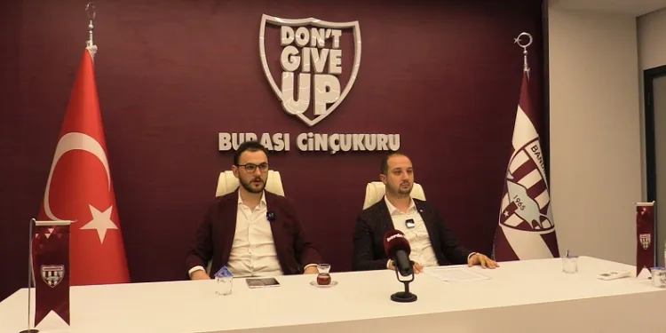 Bandırmaspor’da yeni yönetim, durum değerlendirmesi yaptı