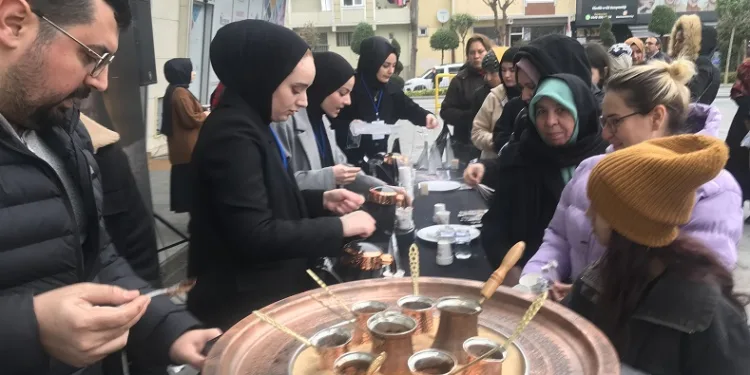 Kahve tiryakileri Esenler’deki festivalde buluştu