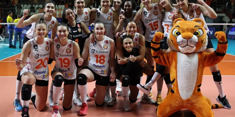 CEV Şampiyonlar Ligi: Eczacıbaşı Dynavit: 3 – Maritza Plovdiv: 0