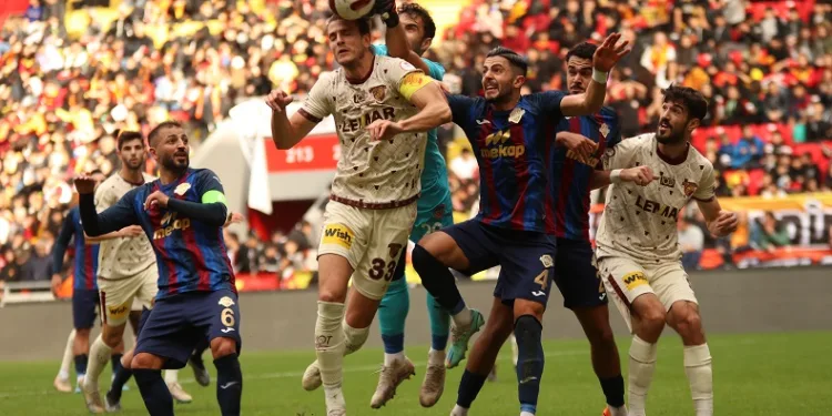 Ziraat Türkiye Kupası: Göztepe: 3 – 1461 Trabzon: 0