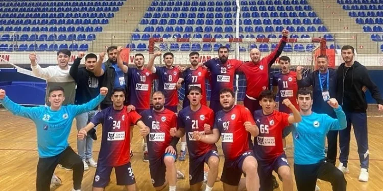 Erek Beşyıldız Hentbol Takımı ilk devreyi 4 puanla kapattı
