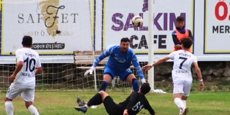 Çeşme Belediyespor maçı ertelendi, Alaçatıspor 3-0 mağlup