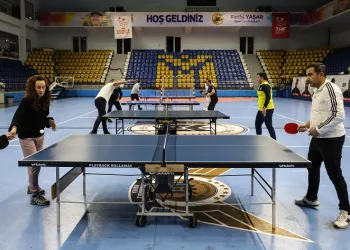 Yenimahalle Belediyesi’nin personelleri turnuvada buluştu