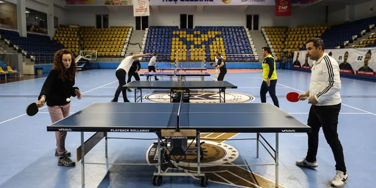 Yenimahalle Belediyesi’nin personelleri turnuvada buluştu