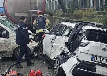 Kayganlaşan yolda feci kaza