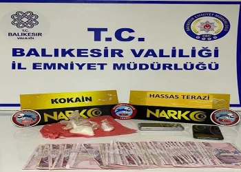 ‘Dur’ ihtarına uymayıp kaçan araçtan cinayet zanlısı çıktı