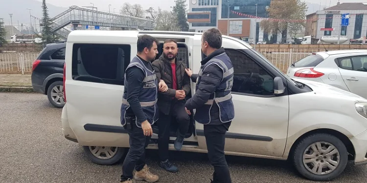 6 ikametten hırsızlık yapan şüphelisi tutuklandı