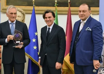 Büyükekşi ve Montella’ya İtalya’dan ödül