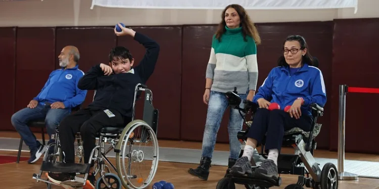 Derince’de bocce turnuvası düzenlendi