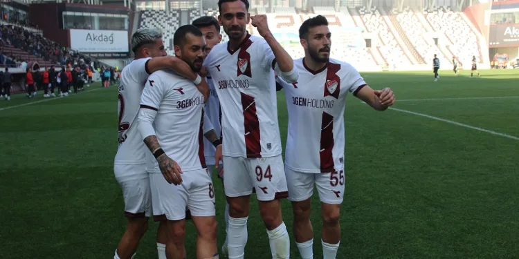 Elazığspor, Sakarya yolcusu