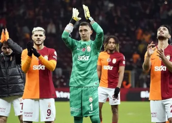 Fernando Muslera cezalı duruma düştü