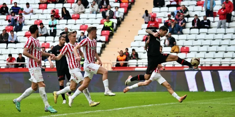 Trendyol Süper Lig: Antalyaspor: 2 – Fatih Karagümrük: 1