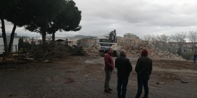 55 yıllık Namık Kemal İlkokulu yıkıldı